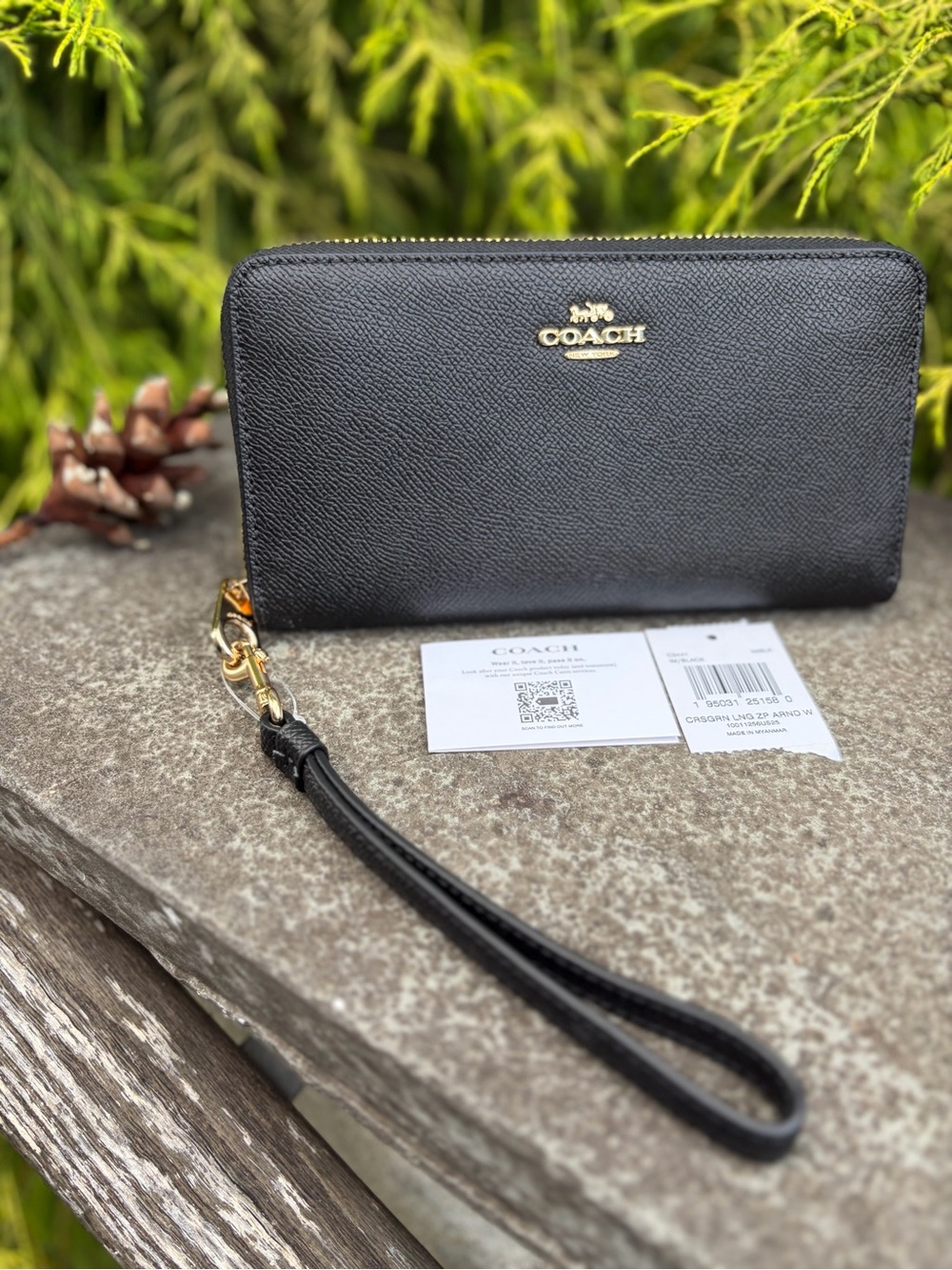 Coach Black Crossgrain Leather Wristlet Wallet (NWT)
